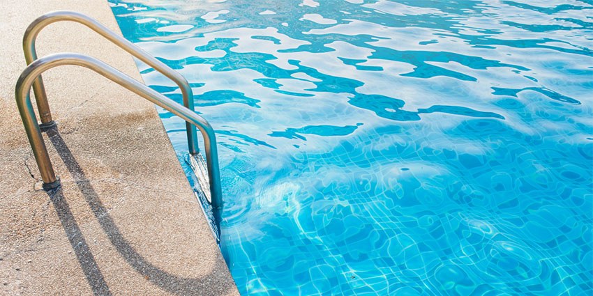 como-preparar-la-piscina-para-el-verano